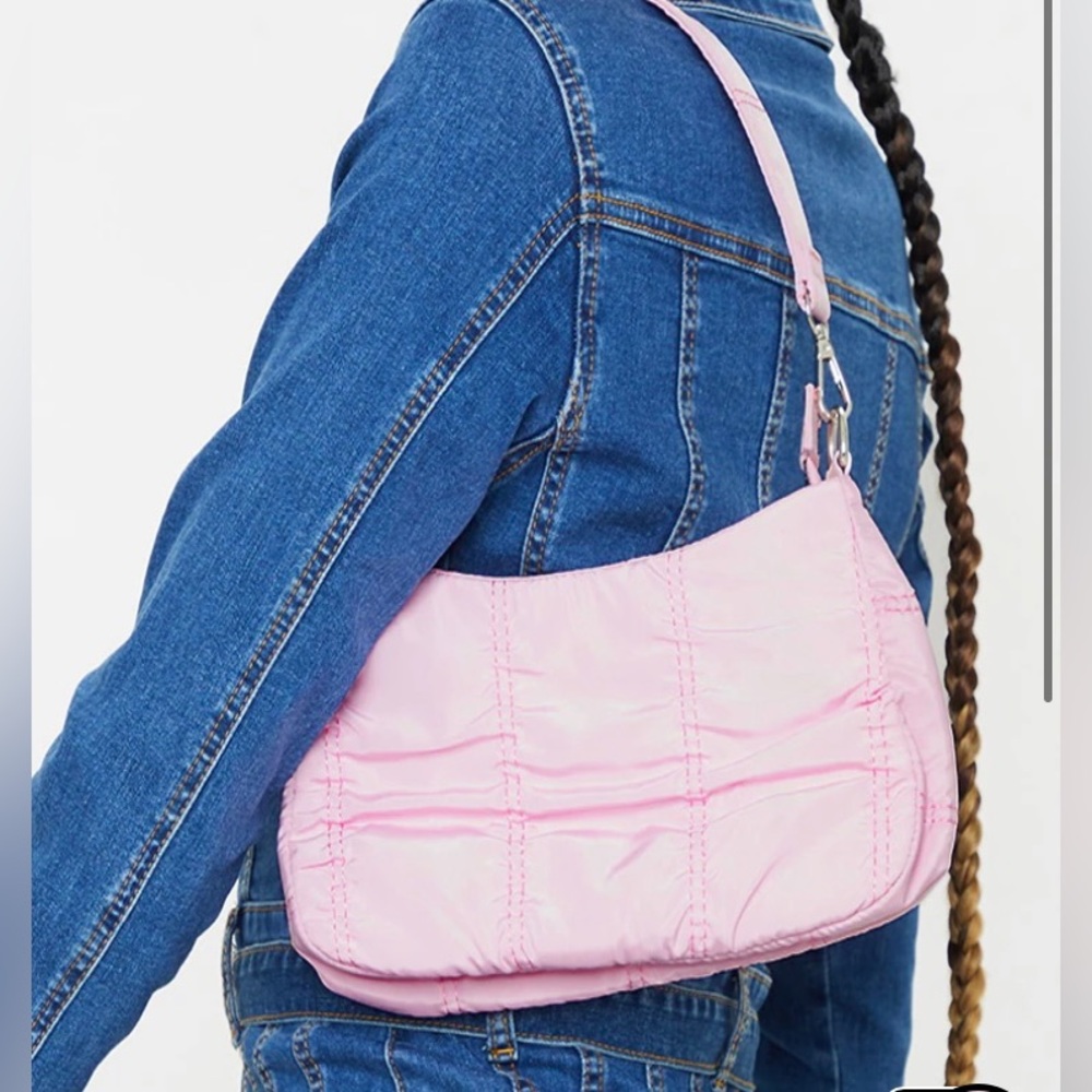Shoulder bag. Pink bag